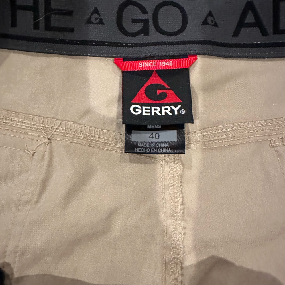Gerry shorts with belt men’s size 40